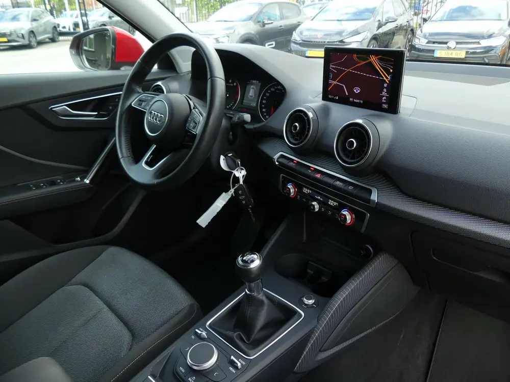 Audi Q2 1.0 TFSI Sport Limited / 18"inch / 2xPdc / Led / Tre uit 2019, foto 10