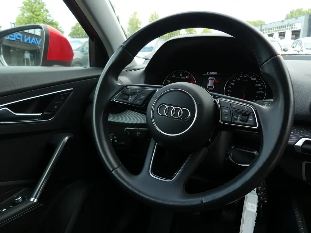 Audi Q2 1.0 TFSI Sport Limited / 18"inch / 2xPdc / Led / Tre uit 2019, foto 12