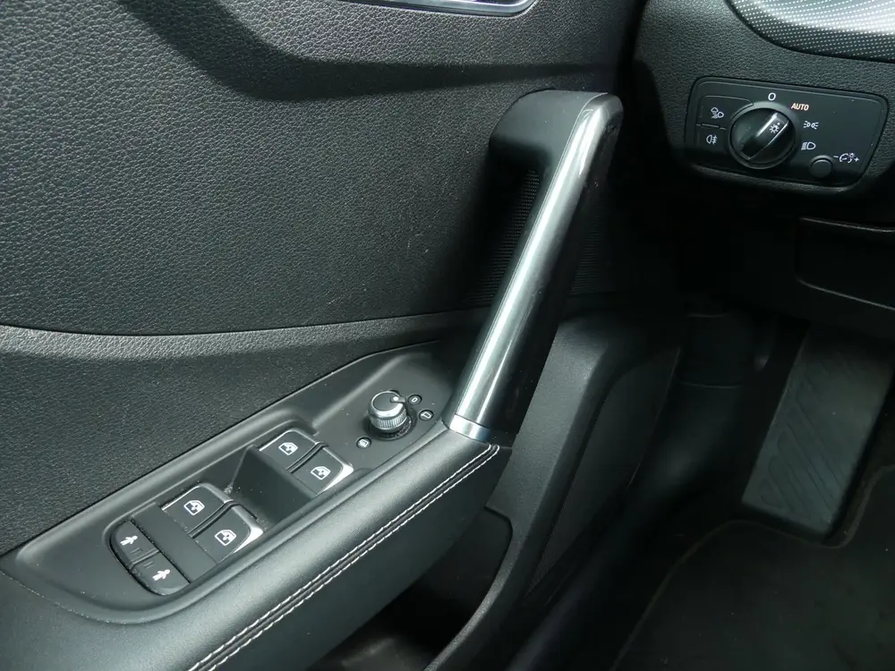 Audi Q2 1.0 TFSI Sport Limited / 18"inch / 2xPdc / Led / Tre uit 2019, foto 14