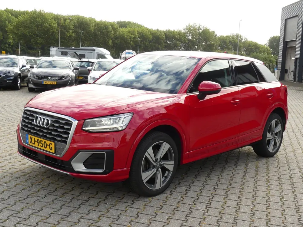 Audi Q2 1.0 TFSI Sport Limited / 18"inch / 2xPdc / Led / Tre uit 2019, foto 2