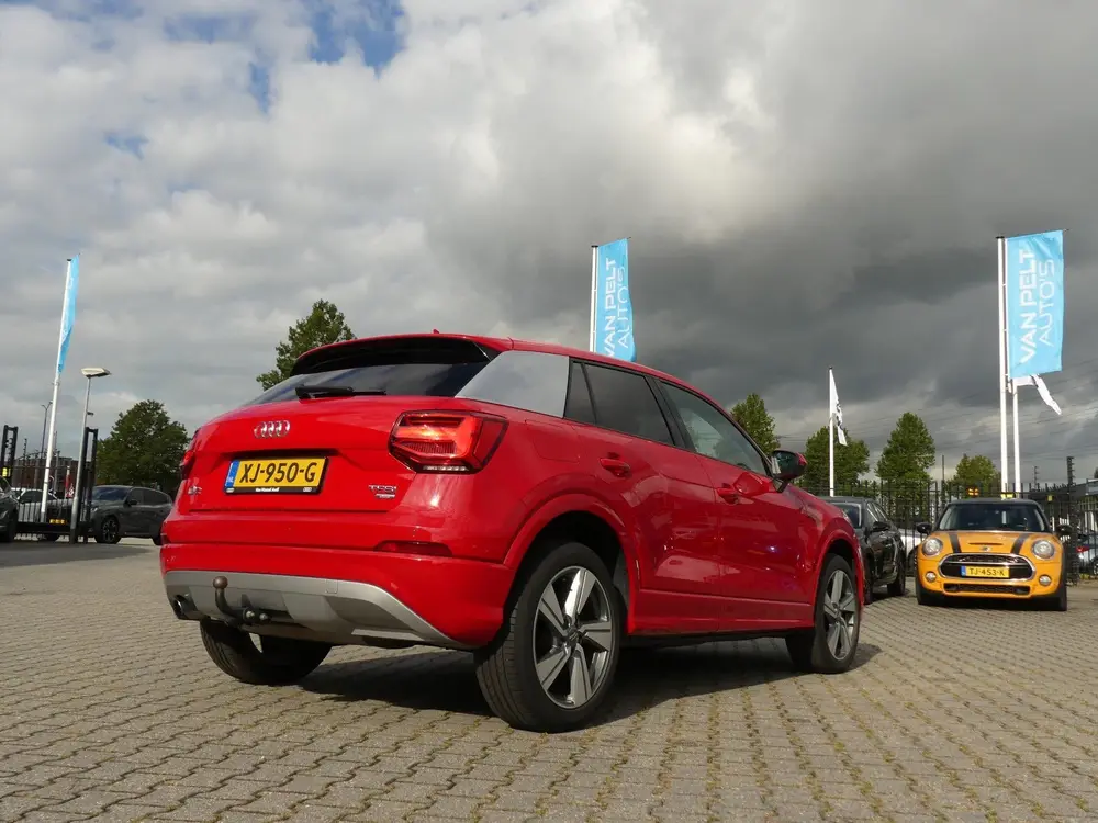 Audi Q2 1.0 TFSI Sport Limited / 18"inch / 2xPdc / Led / Tre uit 2019, foto 5