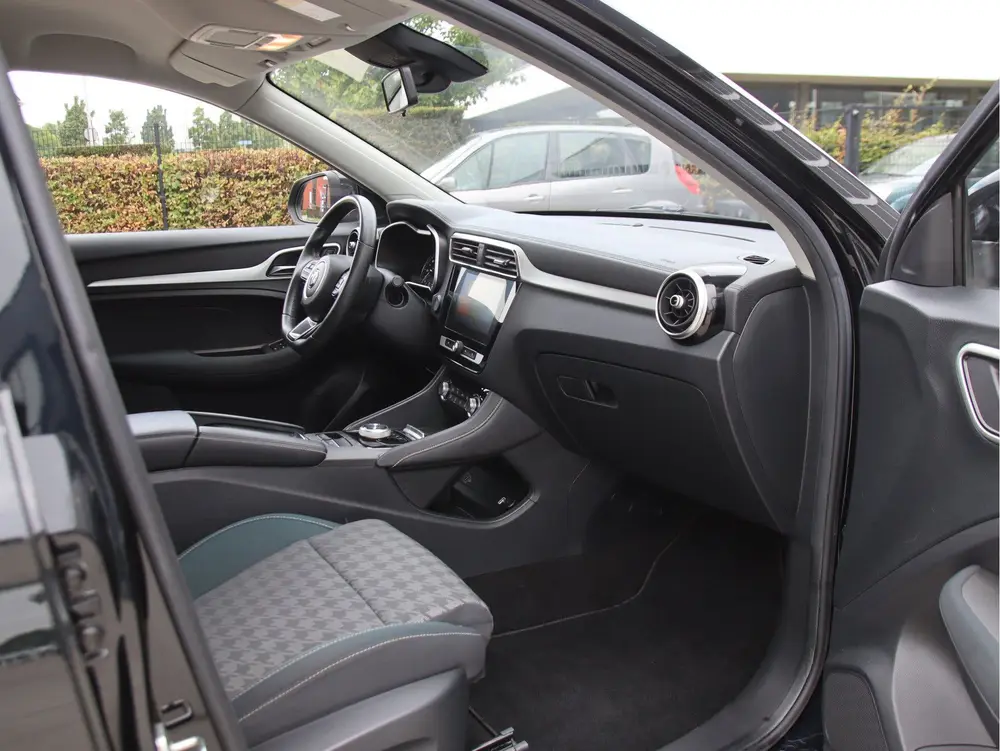 MG ZS EV Comfort 45 kWh Carplay, DAB+, Lane assist, LED Z uit 2020, foto 11