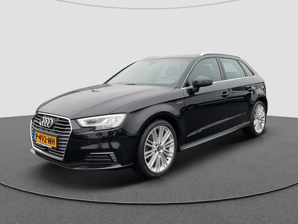 Audi A3 40 e-tron Sport uit 2019, foto 4