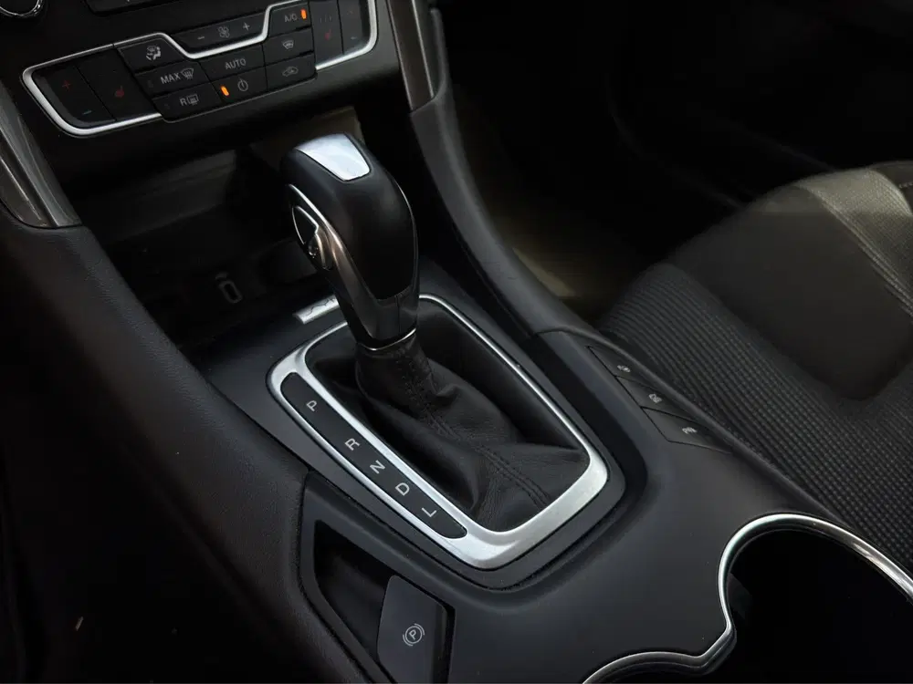 Ford Mondeo 2.0 IVCT HEV Titanium uit 2019, foto 17