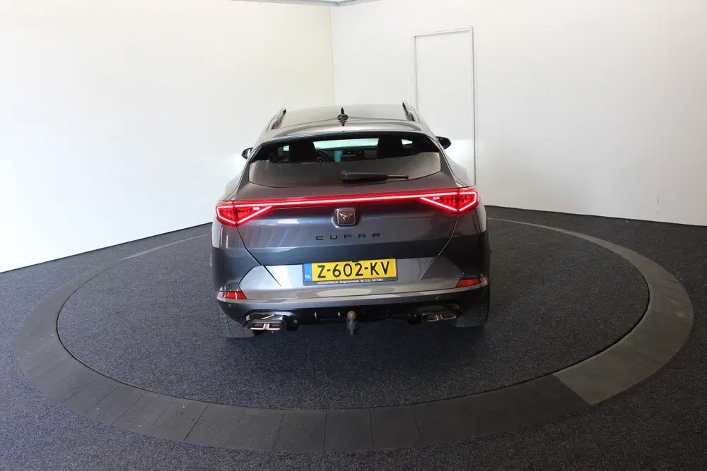 Cupra Formentor 1.4 e-Hybrid Perform EL Trekhaak 360ºCamer uit 2023, foto 15