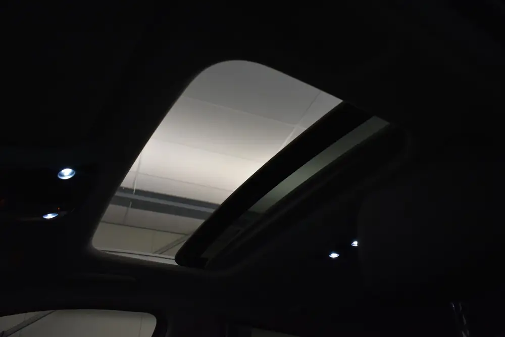 Kia Niro 1.6 GDi Hybrid DynamicPlusLine Panodak Vol uit 2024, foto 2