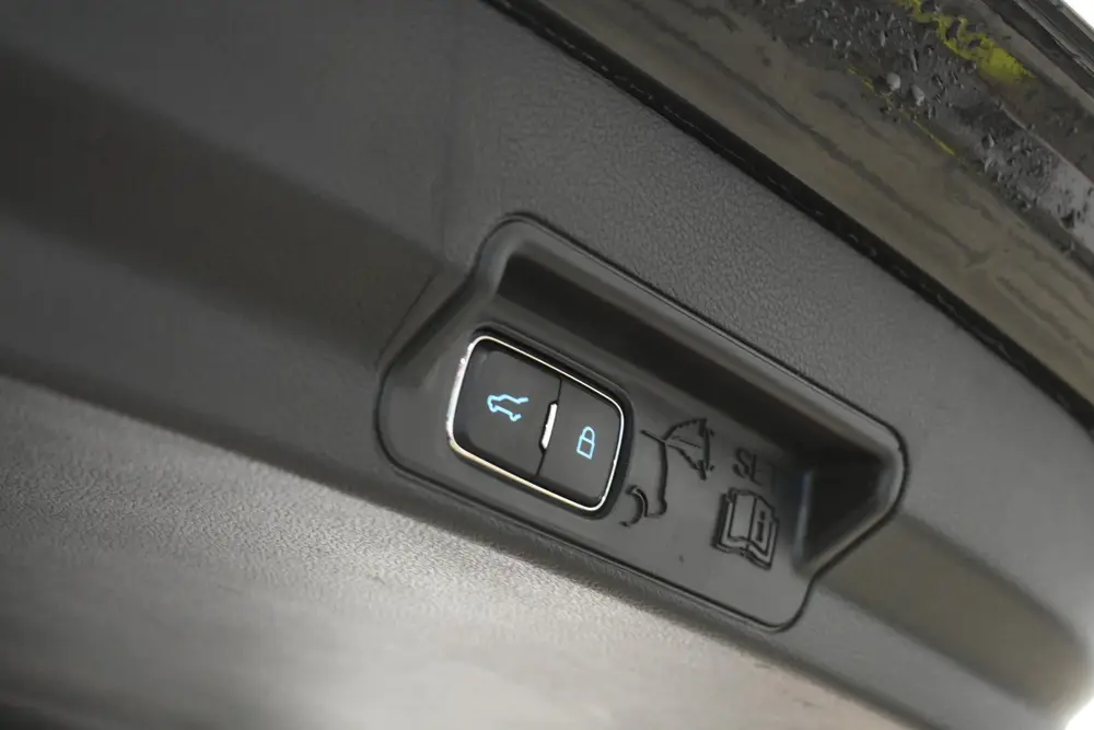 Ford Explorer 3.0 V6 PHEV ST-Line 7 Per. Pano 360 Cam Tr uit 2022, foto 4
