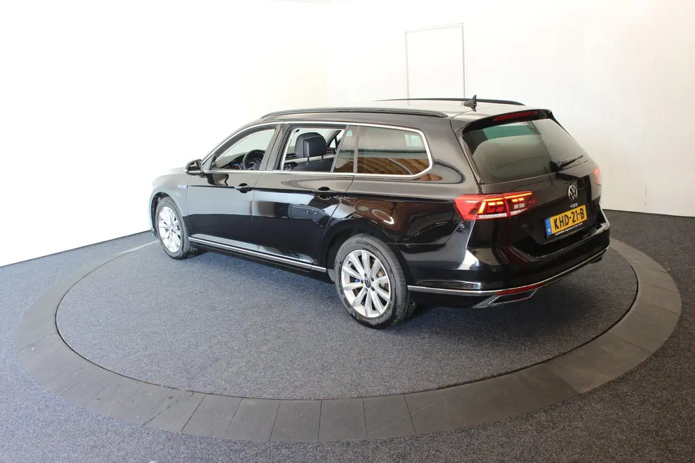 Volkswagen Passat GTE EL Treh+aKlep 100% SOH Camera el stoel uit 2021, foto 14