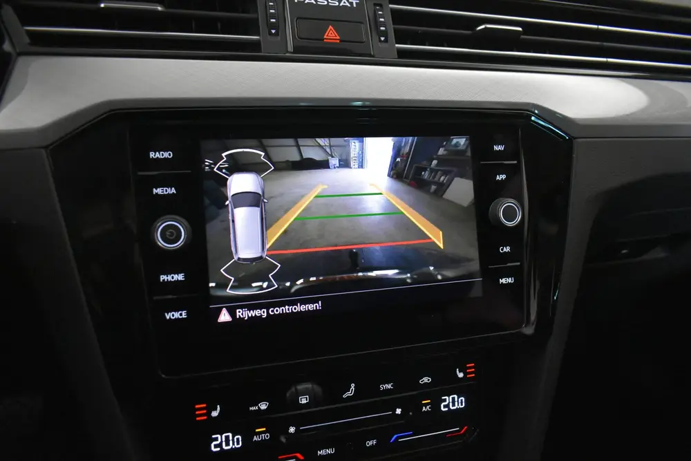 Volkswagen Passat GTE EL Treh+aKlep 100% SOH Camera el stoel uit 2021, foto 4