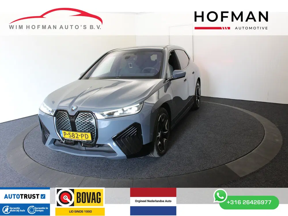 BMW iX xDrive40 High Exe Sport SOH 100% El Trek P uit 2022