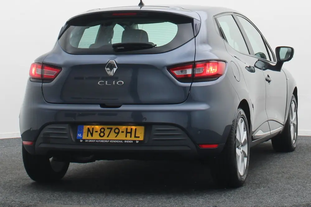 Renault Clio 0.9 TCe Limited Apple Carplay, Cruise, PDC, Air uit 2019, foto 17