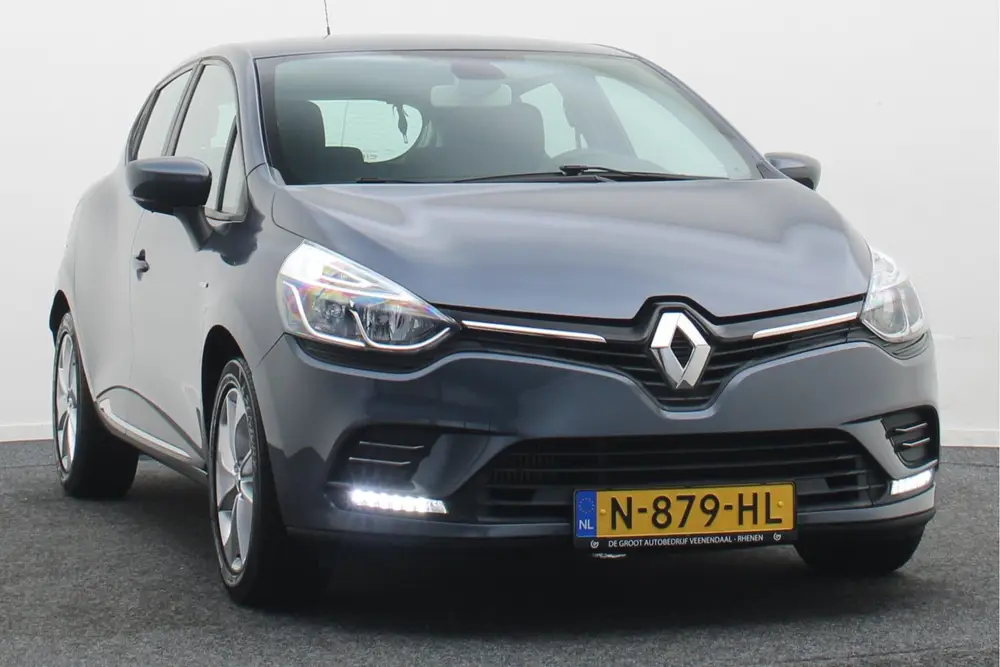 Renault Clio 0.9 TCe Limited Apple Carplay, Cruise, PDC, Air uit 2019, foto 20