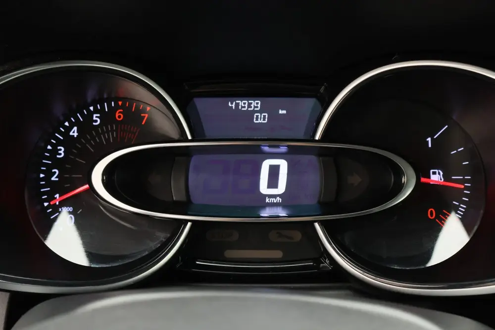 Renault Clio 0.9 TCe Limited Apple Carplay, Cruise, PDC, Air uit 2019, foto 4