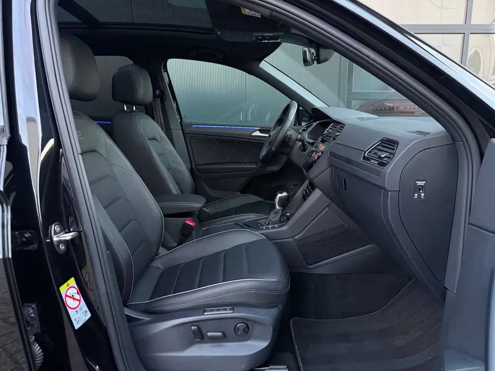 Volkswagen Tiguan 1.5 TSI R-Line Blackstyle/Pano/Led/Virt/Ga uit 2023, foto 17