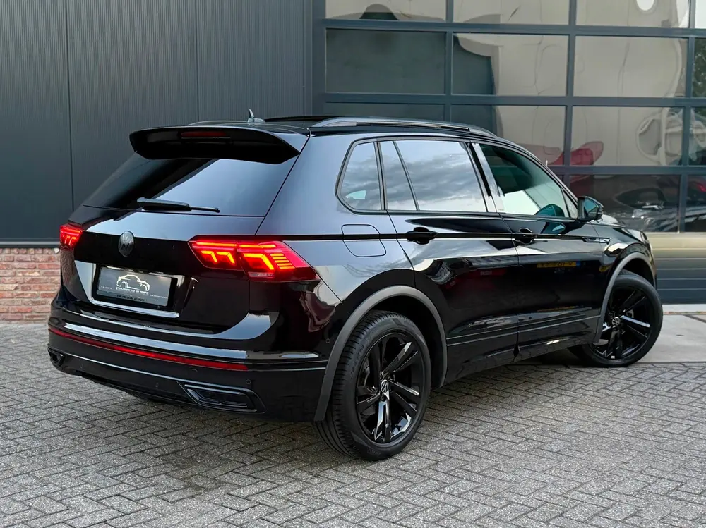 Volkswagen Tiguan 1.5 TSI R-Line Blackstyle/Pano/Led/Virt/Ga uit 2023, foto 5