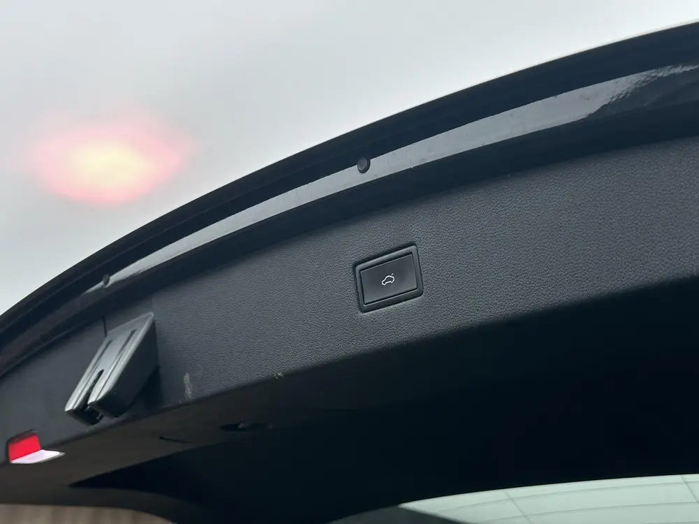 Volkswagen Tiguan Allspace 1.5 TSI R-Line 7-PERSOONS 7P IQ H uit 2022, foto 9