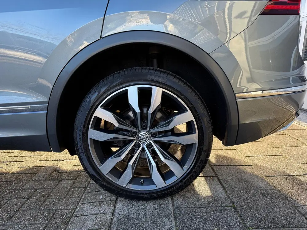 Volkswagen Tiguan Allspace 2.0 TSI 4Motion 220PK R-Line 7p. uit 2020, foto 11