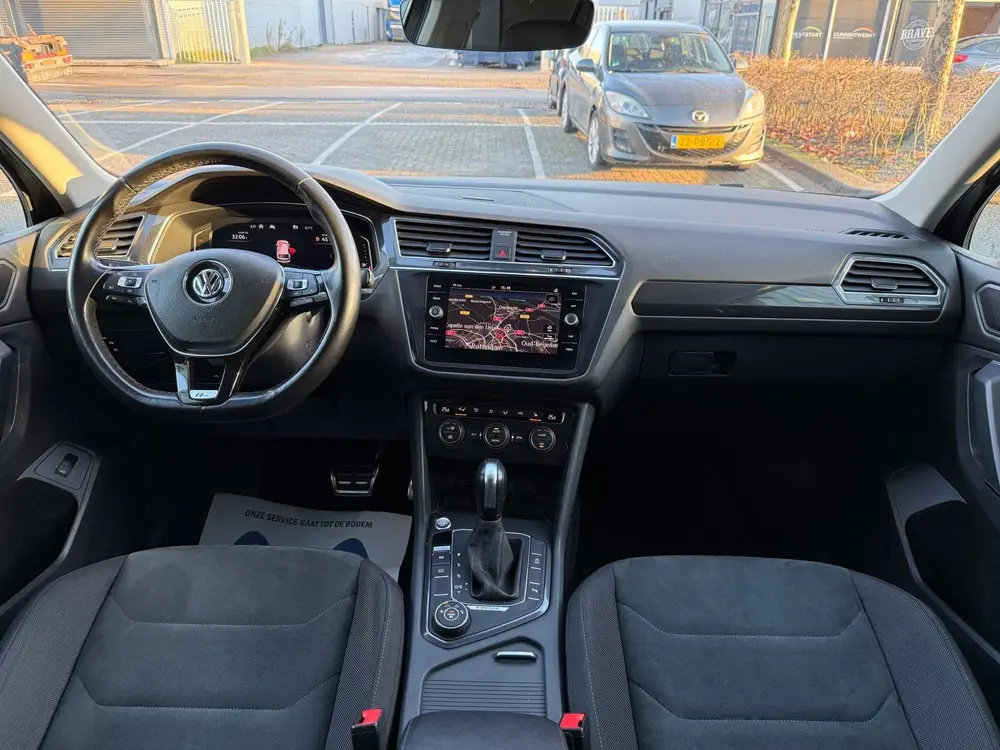 Volkswagen Tiguan Allspace 2.0 TSI 4Motion 220PK R-Line 7p. uit 2020, foto 2