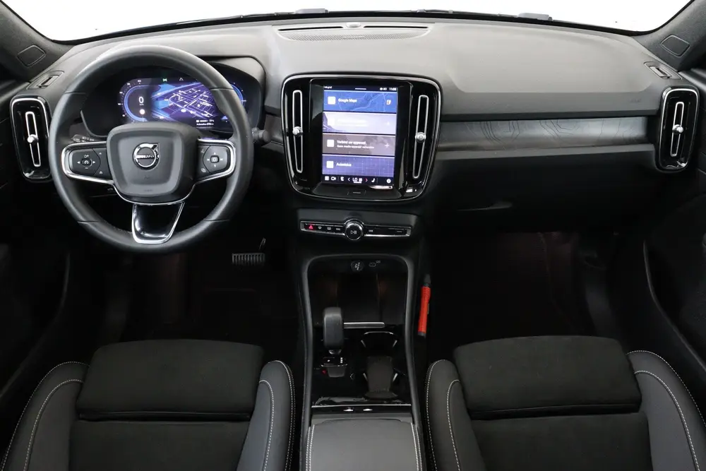 Volvo C40 RECHARGE ULTIMATE 69 kWh -PANO.DAK uit 2023, foto 4