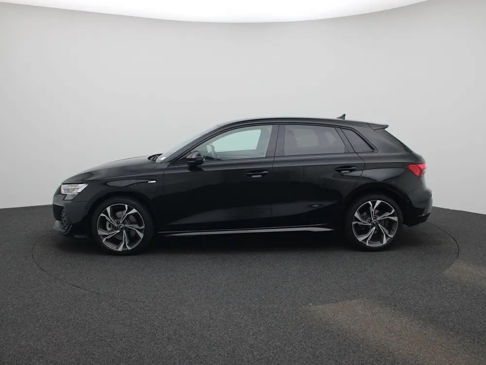 Audi A3 40 TFSI e S edition 204 PK uit 2025, foto 4