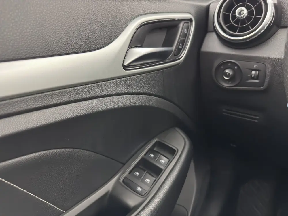 MG ZS EV Luxury 45 kWh (INCL-BTW) Aut. *PANO | LEATHER | CCS uit 2020, foto 20