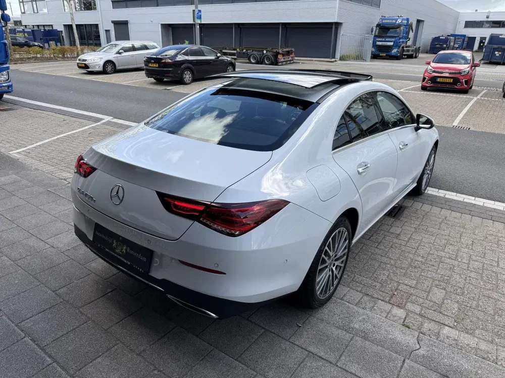 Mercedes-Benz CLA 250e AMG CAM uit 2022, foto 16