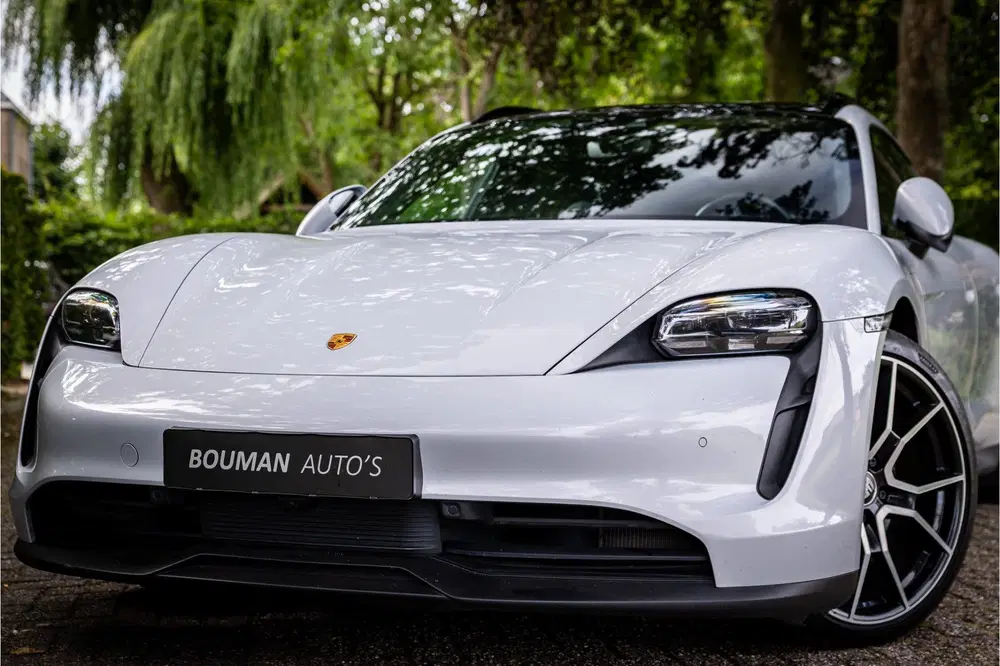 Porsche Taycan 4S 93 kWh Panorama 21" Sport Ch uit 2022, foto 2
