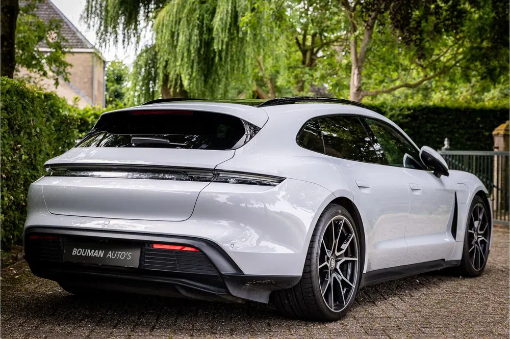 Porsche Taycan 4S 93 kWh Panorama 21" Sport Ch uit 2022, foto 4