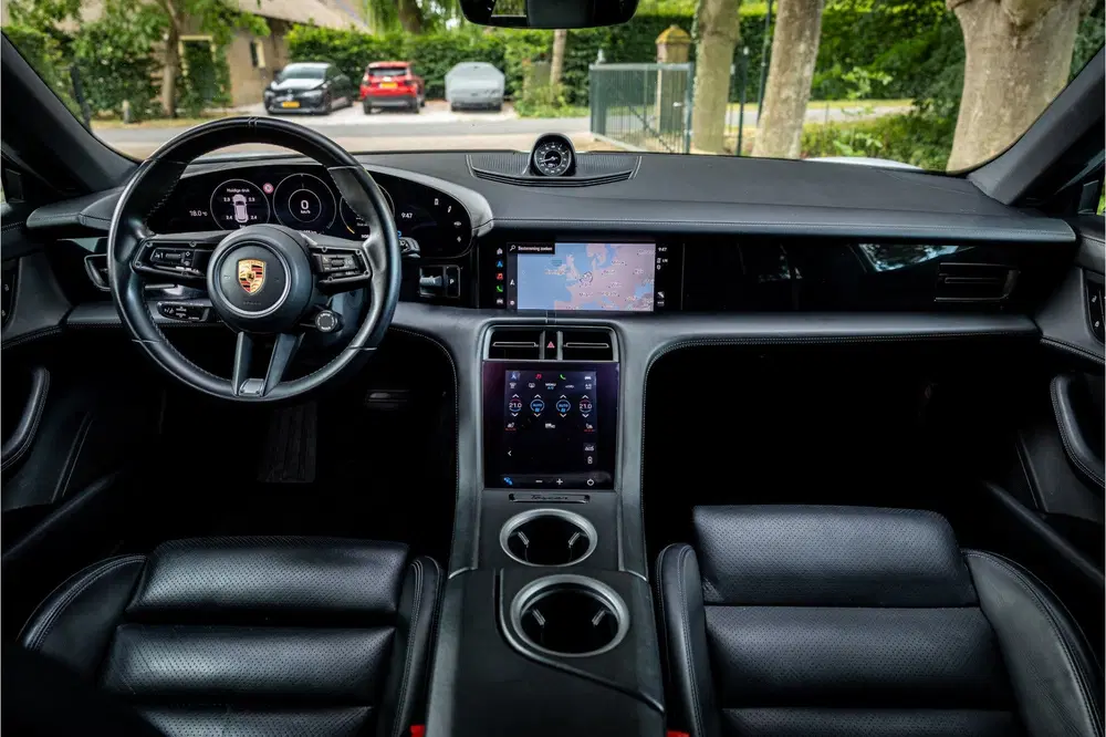 Porsche Taycan 4S 93 kWh Panorama 21" Sport Ch uit 2022, foto 8
