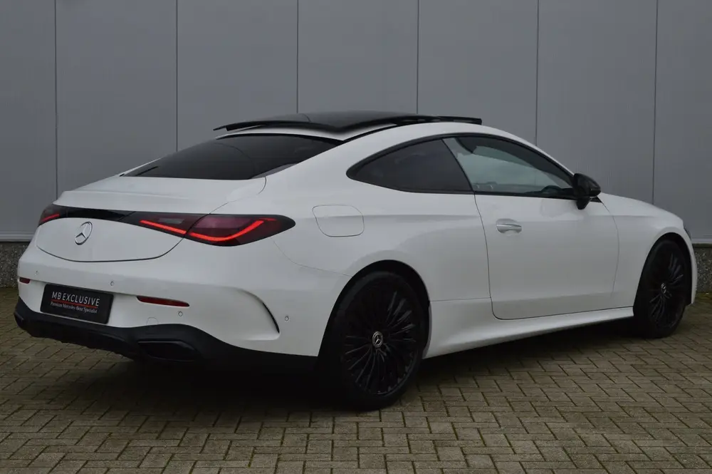 Mercedes-Benz CLE CLE Coupé 180 AMG Premium Plus Night Editi uit 2025, foto 2