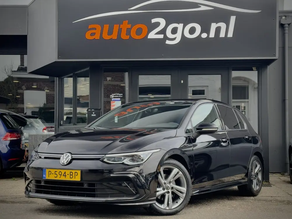 Volkswagen Golf 1.5 eTSI AUT7 R-LINE+ SPORT-INT NAVI CAMERA uit 2022, foto 4