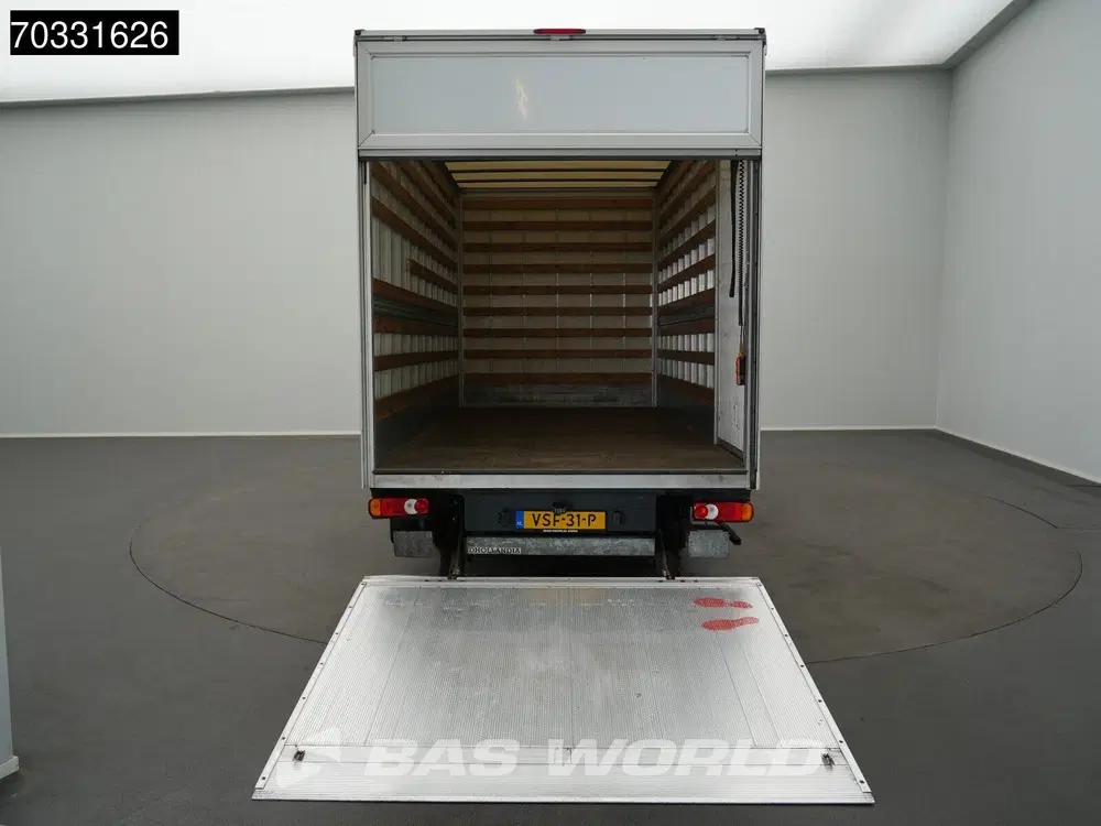 Iveco Daily 3.0L Automaat XL 1000 KG Laadklep Zijdeur uit 2022, foto 8