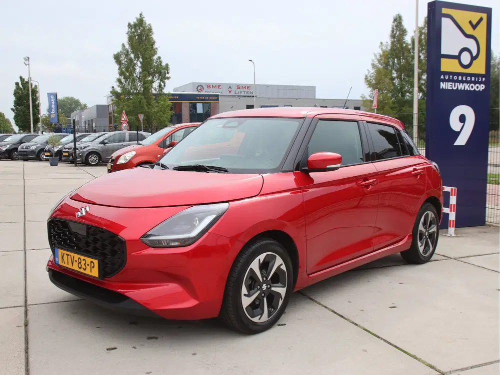 Suzuki Swift 1.2 Style Smart Hybrid Hybride Camera-Carp uit 2025