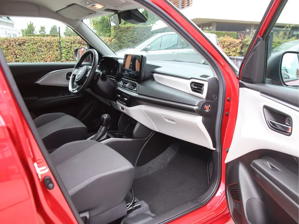 Suzuki Swift 1.2 Style Smart Hybrid Hybride Camera-Carp uit 2025, foto 10