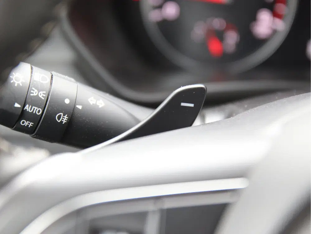 Suzuki Swift 1.2 Style Smart Hybrid Hybride Camera-Carp uit 2025, foto 17