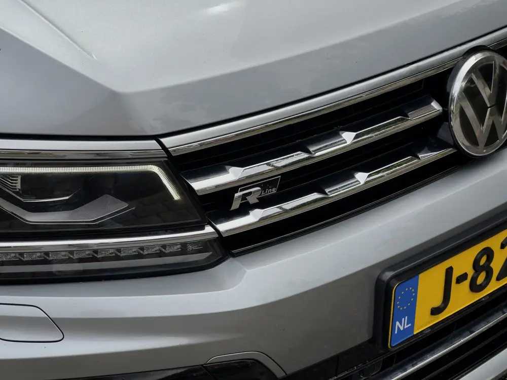 Volkswagen Tiguan Allspace 1.5 TSI AUT7 7PERS 3x R-LINE PANO uit 2020, foto 20