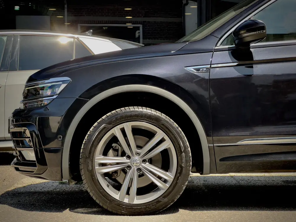 Volkswagen Tiguan Allspace 2.0 TSI AUT7 4MOTION HIGHLINE R-L uit 2020, foto 14