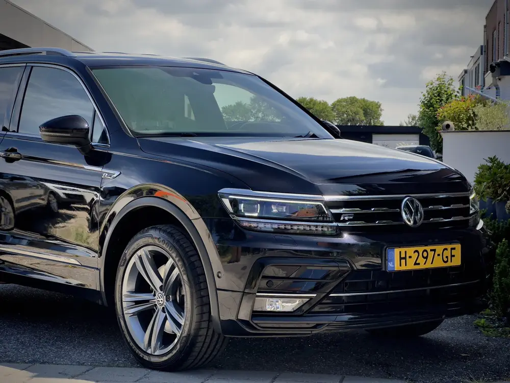 Volkswagen Tiguan Allspace 2.0 TSI AUT7 4MOTION HIGHLINE R-L uit 2020, foto 19