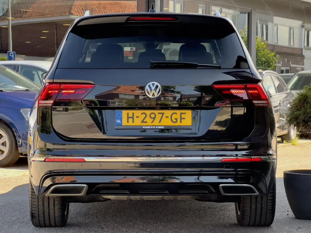 Volkswagen Tiguan Allspace 2.0 TSI AUT7 4MOTION HIGHLINE R-L uit 2020, foto 7