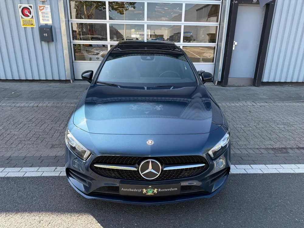 Mercedes-Benz A-Klasse 250 e AMG LED uit 2022, foto 10
