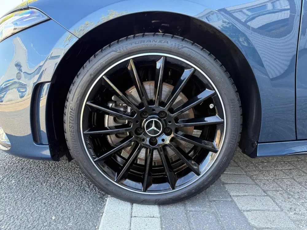 Mercedes-Benz A-Klasse 250 e AMG LED uit 2022, foto 18