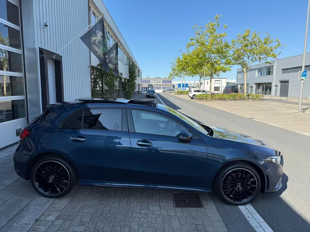 Mercedes-Benz A-Klasse 250 e AMG LED uit 2022, foto 20