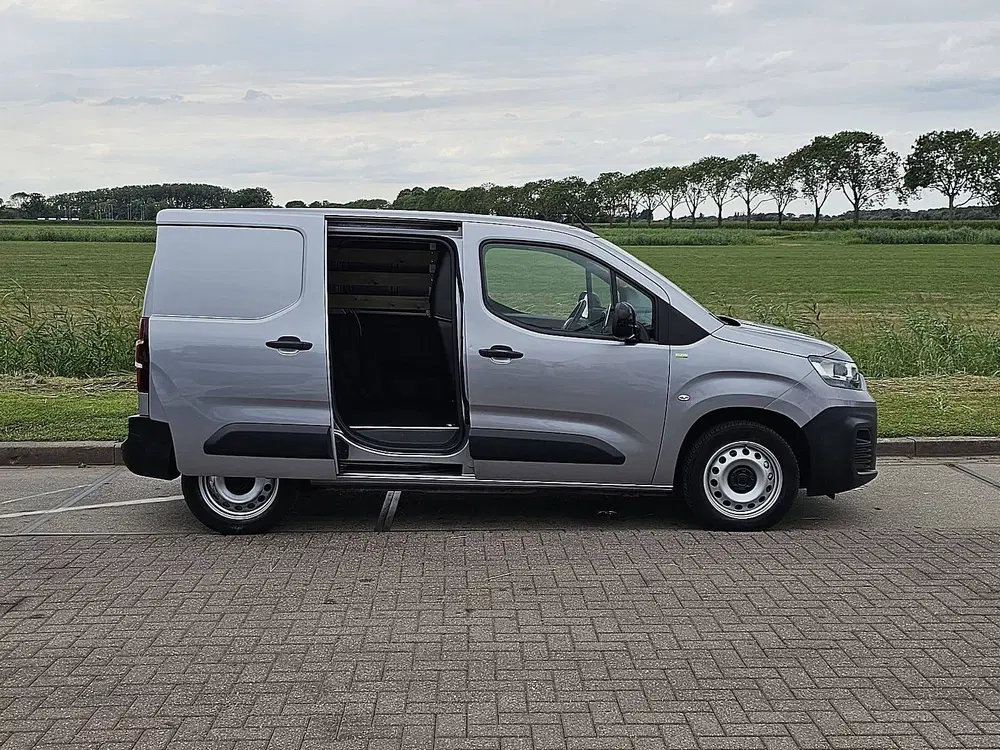 Fiat Doblo 1.5 l1 navi facelift nap uit 2024, foto 13