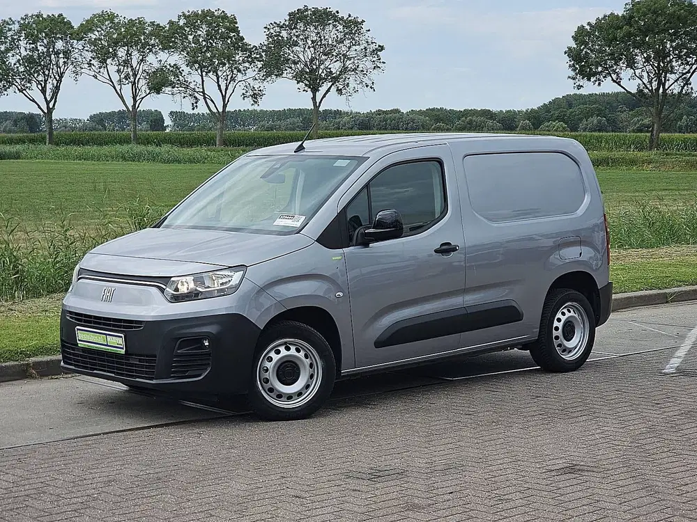 Fiat Doblo 1.5 l1 navi facelift nap uit 2024, foto 2