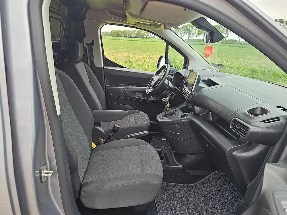 Fiat Doblo 1.5 l1 navi facelift nap uit 2024, foto 7