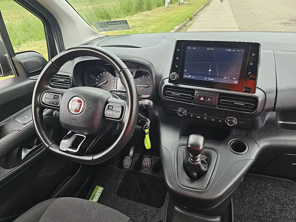 Fiat Doblo 1.5 l1 navi facelift nap uit 2024, foto 8