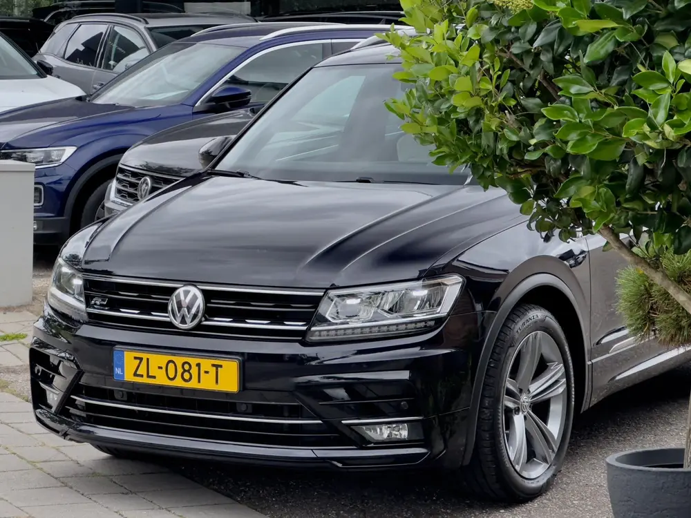 Volkswagen Tiguan 1.5 TSI AUT7 2X R-LINE DESIGNO-INT NAVI DI uit 2020, foto 9