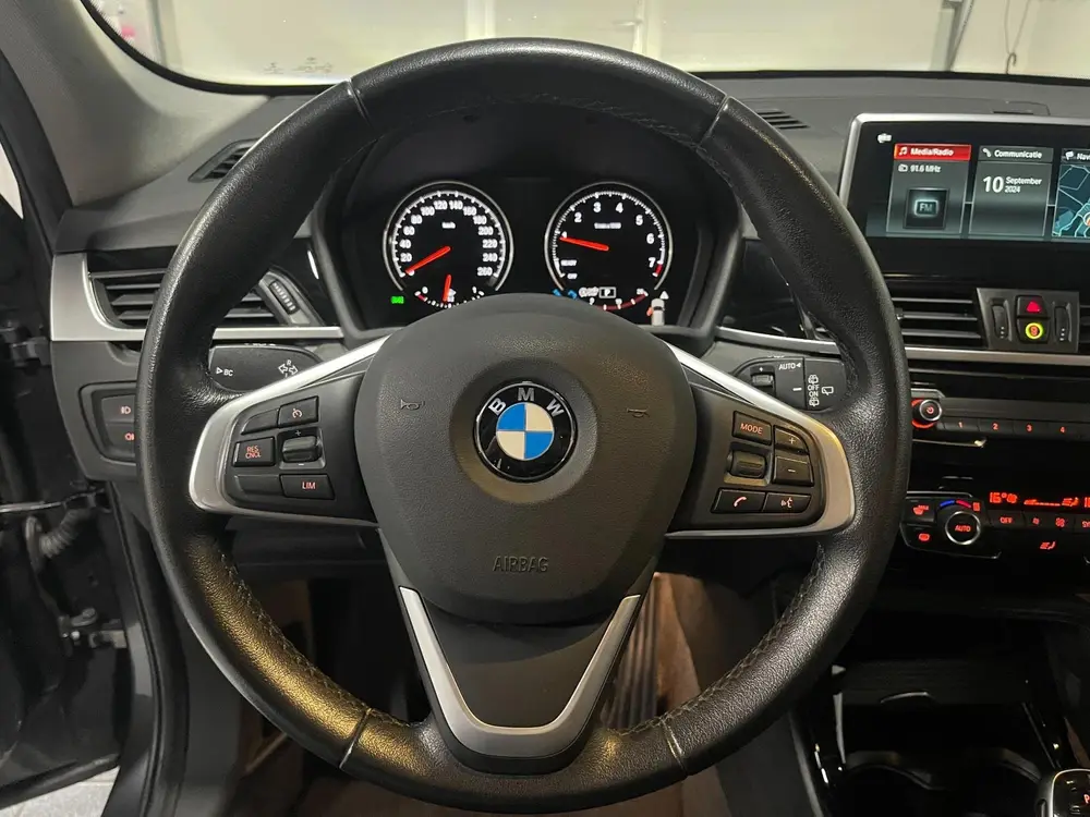BMW X1 SDrive20i High Executive Autom, Navigatie NL Auto! NA uit 2019, foto 17