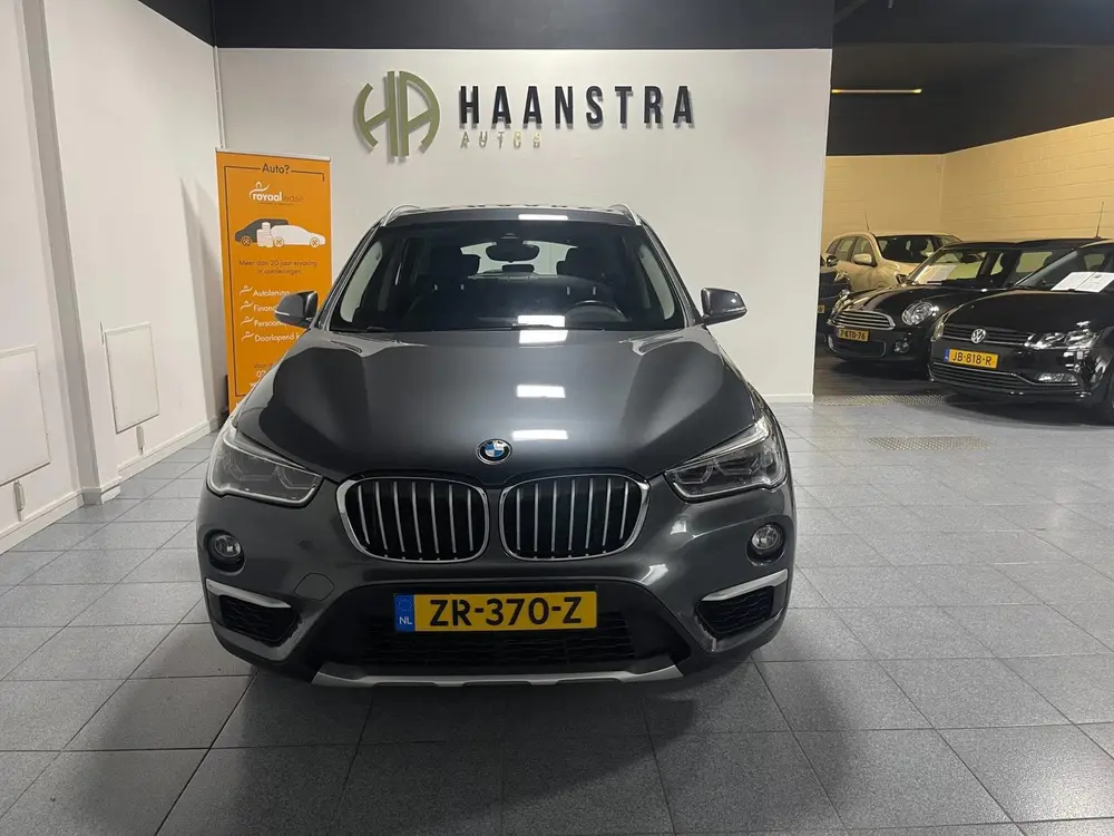 BMW X1 SDrive20i High Executive Autom, Navigatie NL Auto! NA uit 2019, foto 2