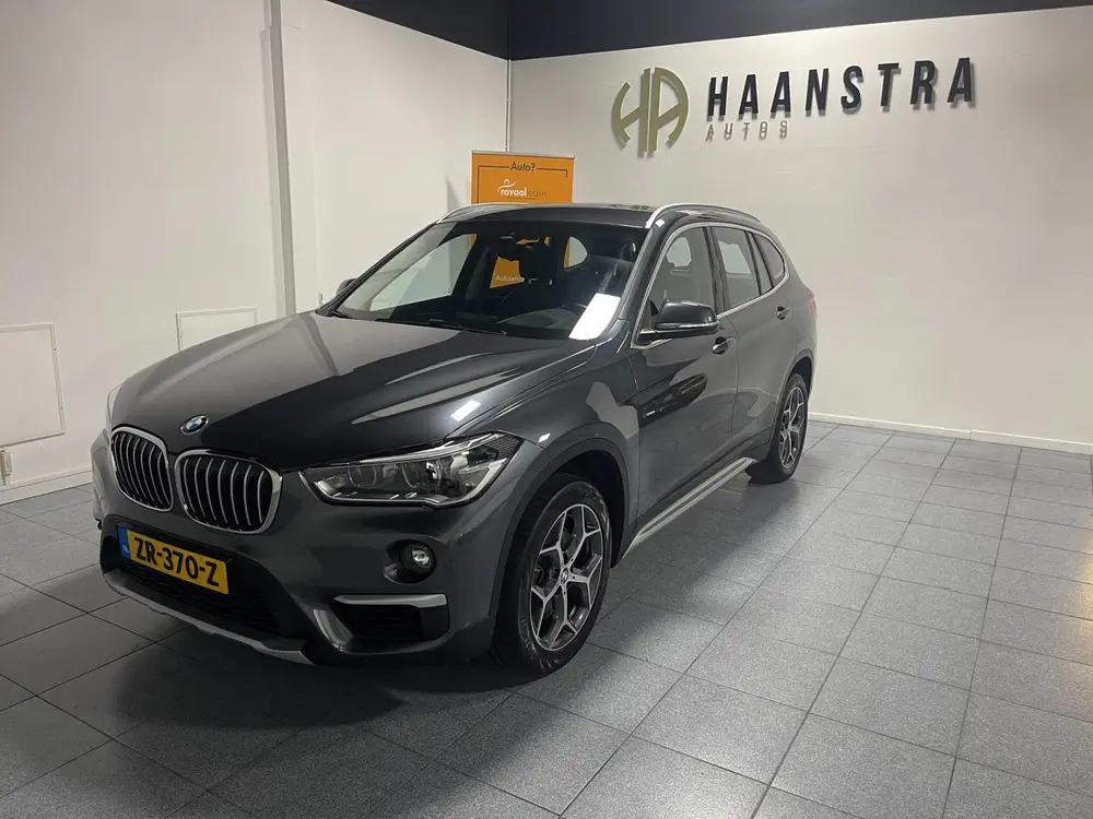 BMW X1 SDrive20i High Executive Autom, Navigatie NL Auto! NA uit 2019, foto 3